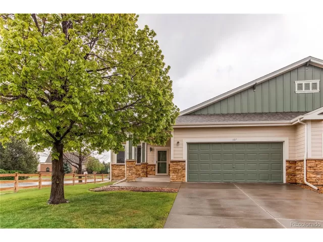 MLS: 6301165 Condo For Sale