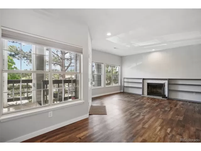 MLS: 6320069 Condo For Sale