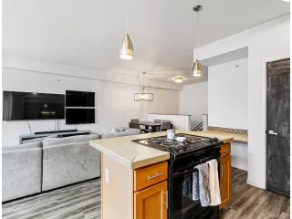 Photo #6: 6366124 Listing 