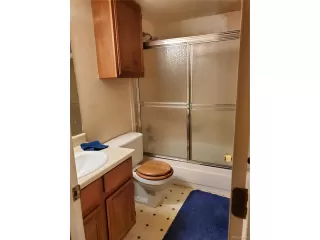 Photo #5: 6366899 Listing