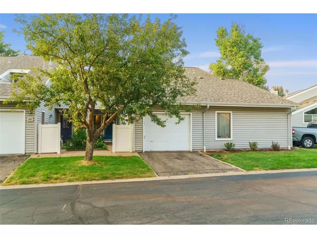 MLS: 6384659 Condo For Sale