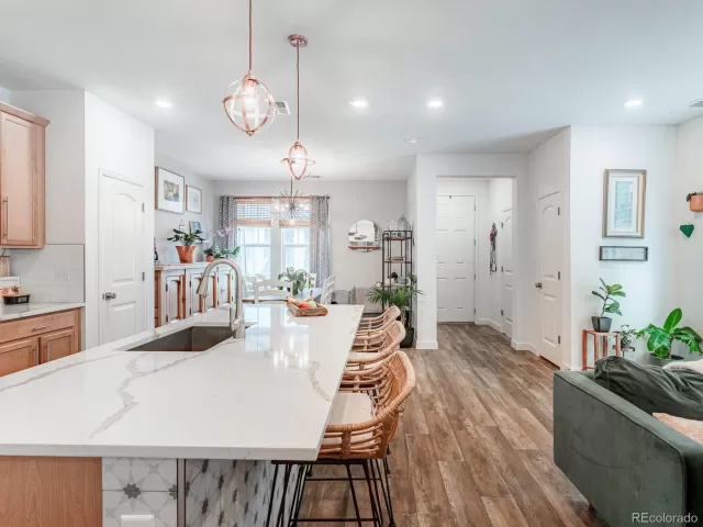 MLS: 6388836 Condo For Sale