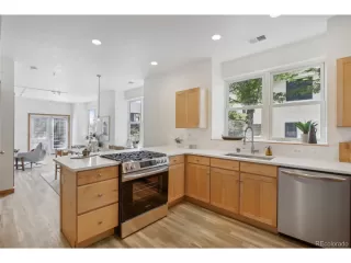 Photo #5: 6390522 Listing 