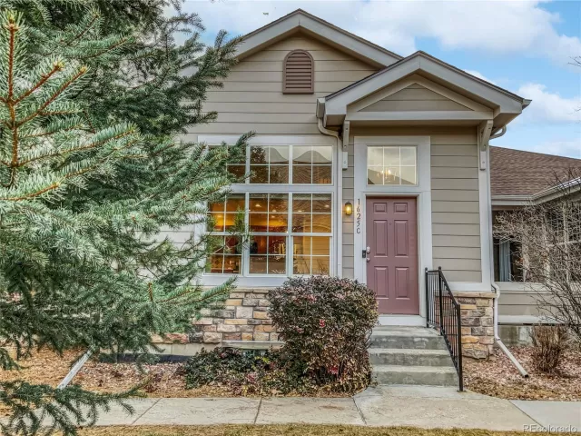 MLS: 6399501 Condo For Sale