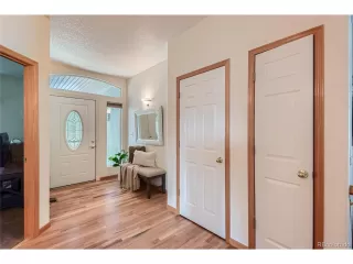 Photo #5: 6407904 Listing