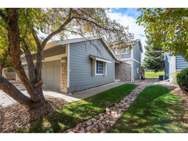 MLS: 6410334 Condo For Sale