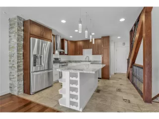Photo #1: 6411605 Listing 