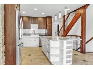 Photo #2: 6411605 Listing 
