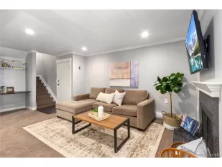 Photo #5: 6439420 Listing