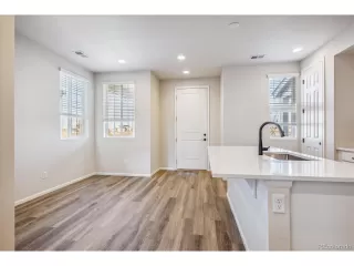 Photo #1: 6445765 Listing