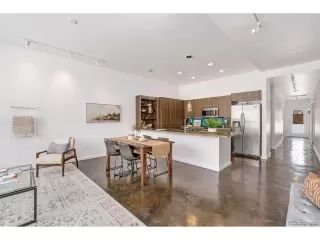 Photo #4: 6461189 Listing 