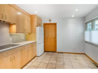 Photo #6: 6466666 Listing