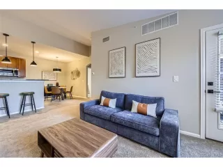 Photo #3: 6477703 Listing