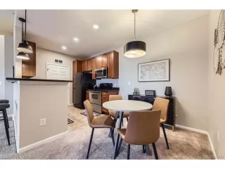 Photo #5: 6477703 Listing