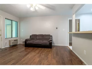 Photo #6: 6480665 Listing