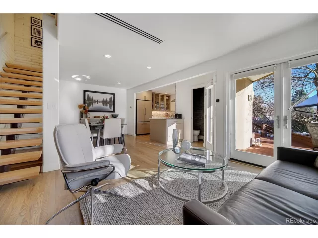 MLS: 6489553 Condo For Sale