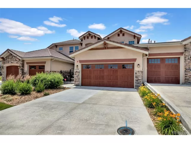 MLS: 6492127 Condo For Sale