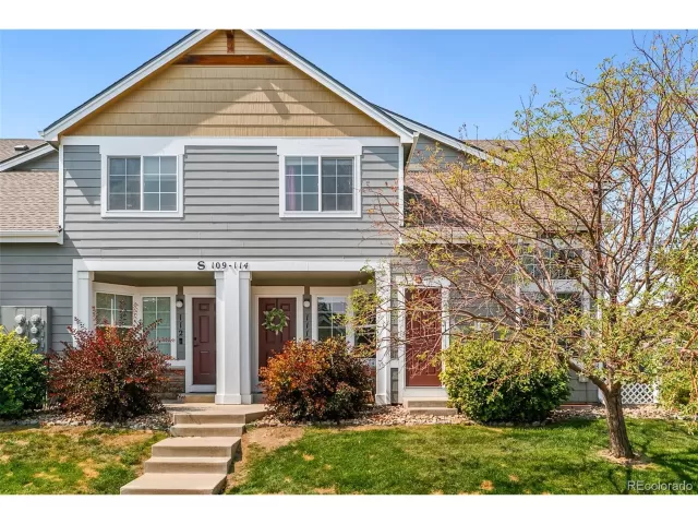 MLS: 6493038 Condo For Sale