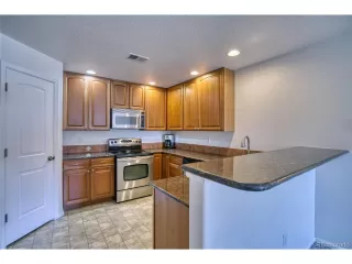 Photo #5: 6505842 Listing