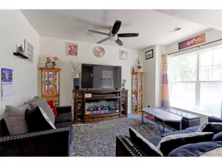 Photo #3: 6508846 Listing