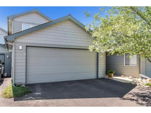 MLS: 6524924 Condo For Sale