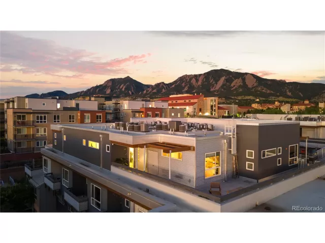 MLS: 6533173 Condo For Sale