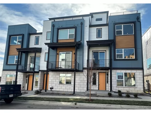 MLS: 6546745 Condo For Sale