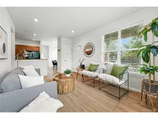 Photo #5: 6551787 Listing