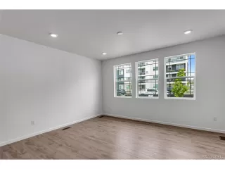 Photo #3: 6559240 Listing