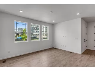 Photo #4: 6559240 Listing