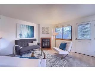 Photo #4: 6580135 Listing