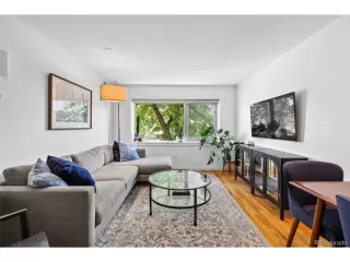 Photo #2: 6582090 Listing