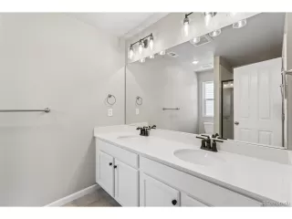 Photo #5: 6588429 Listing