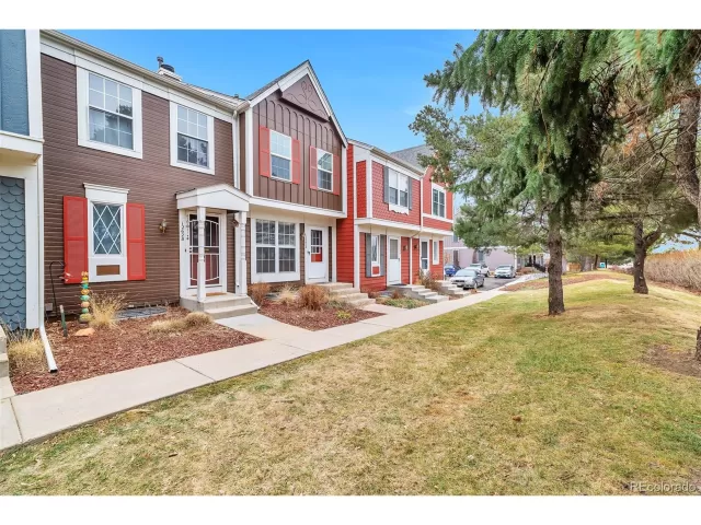 MLS: 6591207 Condo For Sale