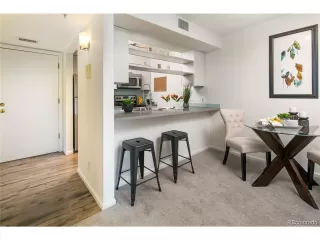 Photo #4: 6595068 Listing