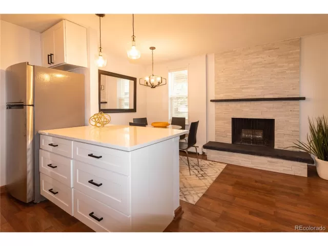 MLS: 6597424 Condo For Sale