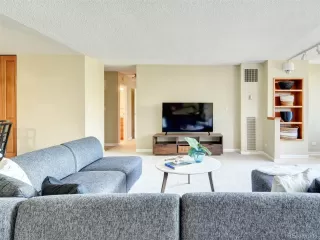 Photo #6: 6599172 Listing