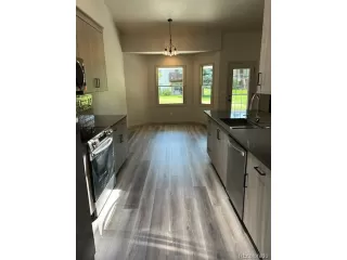 Photo #3: 6633380 Listing