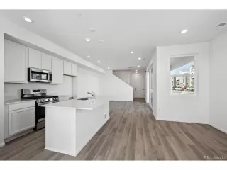 Photo #1: 6636095 Listing