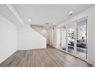 Photo #6: 6636095 Listing