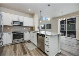 Photo #6: 6641724 Listing