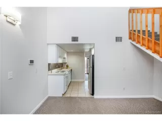 Photo #5: 6642930 Listing