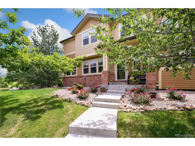 MLS: 6647021 Condo For Sale