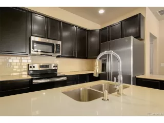 Photo #3: 6682234 Listing