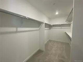 Photo #5: 6691371 Listing