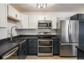 Photo #5: 6701487 Listing