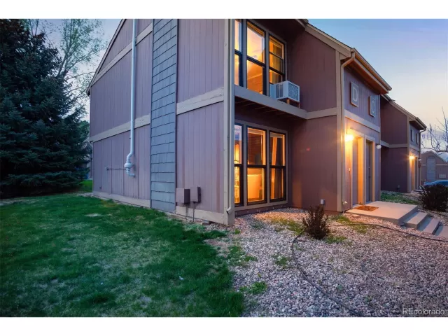 MLS: 6713233 Condo For Sale