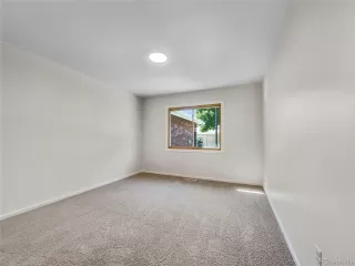 Photo #2: 6714851 Listing