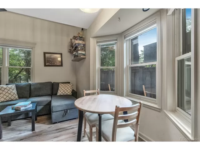 MLS: 6726911 Condo For Sale