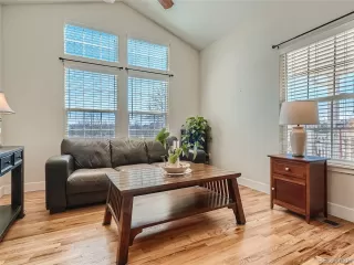 Photo #6: 6740944 Listing